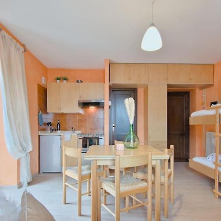 Aprica Alpine Loft Centralita E Park Free Exteriör bild