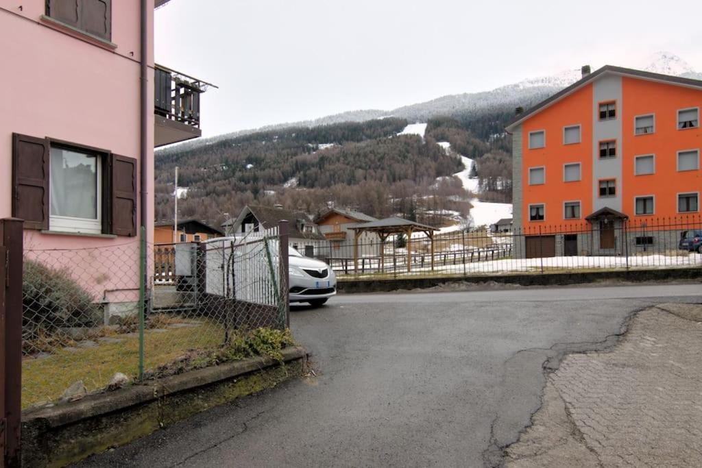 Aprica Alpine Loft Centralita E Park Free Exteriör bild